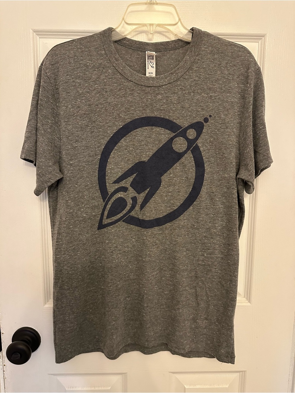 🎈$5🎈 Unisex Gray Heather Tee with Navy Rocket Graphic